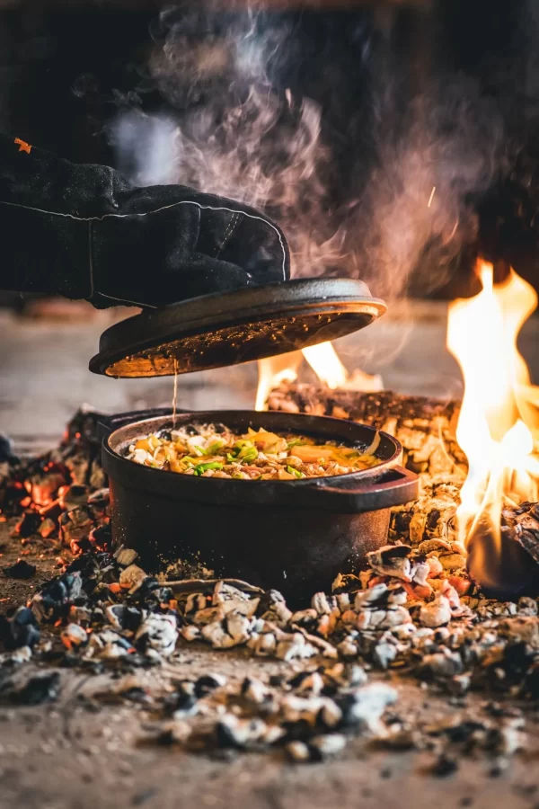 The Windmill BBQ Pan in vuur